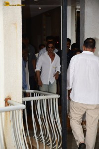 Pradeep Bandekar Prayer Meet attended by Shah Rukh Khan, Aamir Khan, Jackie Shroff, Vidya Balan, and Anil Kapoor