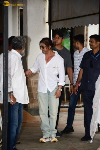 Pradeep Bandekar Prayer Meet attended by Shah Rukh Khan, Aamir Khan, Jackie Shroff, Vidya Balan, and Anil Kapoor