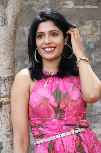 Telugu Actress Pragathi Photoshoot in a pink dress