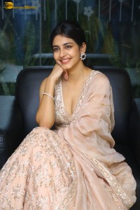 telugu actress pragati srivastava glamorous cleavage show in a lehenga choli