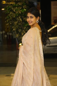 telugu actress pragati srivastava glamorous cleavage show in a lehenga choli