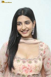 actress Pragati Srivastava hot cleavage show in a photoshoot