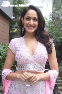 Pragya-Jaiswal-102