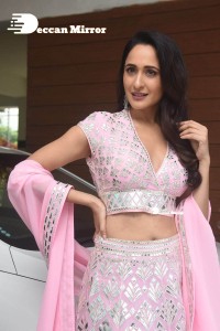 Pragya-Jaiswal-89