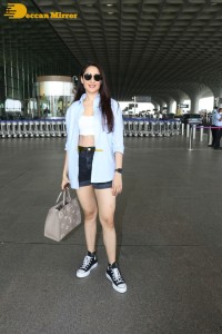 Pragya Jaiswal Picture Gallery 4
