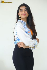 actress preethi pagadala cute photo shoot