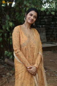 actress Priya Bhavani Shankar beautiful in a yellow salwar dress