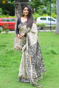 actress Priya Vadlamani gorgeous in a saree