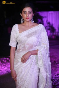 indian actress priyamani in a white saree at a movie function