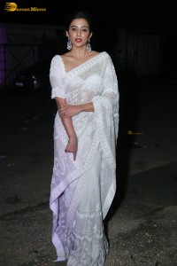 indian actress priyamani in a white saree at a movie function