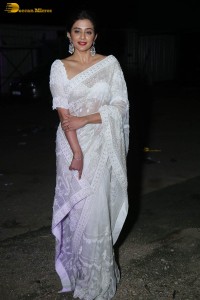 indian actress priyamani in a white saree at a movie function