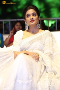 indian actress priyamani in a white saree at a movie function