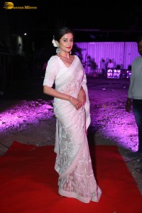 indian actress priyamani in a white saree at a movie function