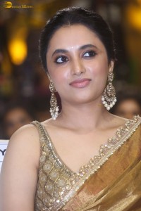 Priyanka Arul Mohan Picture Gallery 4