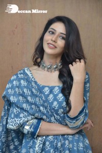 Priyanka-Jawalkar-83