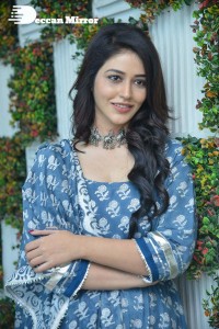 Priyanka-Jawalkar-84