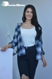 Priyanka-Jawalkar-33