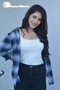 Priyanka-Jawalkar-44