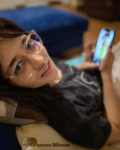 Actress Priyanka Jawalkra posing for a Photoshoot in Black Saree