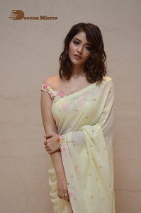 Priyanka-Jawalkar-19