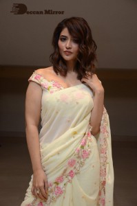 Priyanka-Jawalkar-24