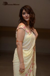 Priyanka-Jawalkar-27