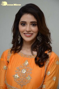 Priyanka-Jawalkar-10