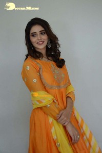 Priyanka-Jawalkar-20