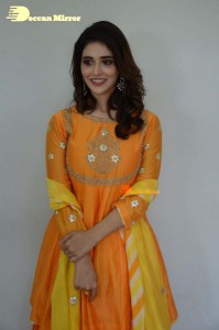 Priyanka-Jawalkar-25