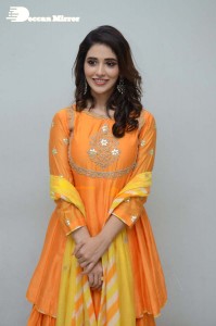 Priyanka-Jawalkar-26