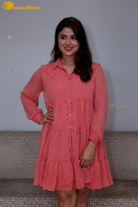 Telugu heroine Priyanka Sharma in a pink dress