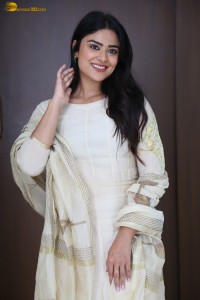 actress priyanka sharma sweet looks in a white salwar
