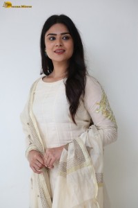 actress priyanka sharma sweet looks in a white salwar