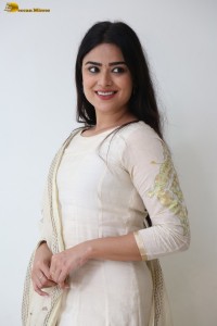 actress priyanka sharma sweet looks in a white salwar