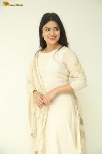 actress priyanka sharma sweet looks in a white salwar