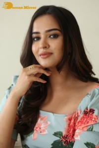 Pujita Ponnada Cute Photoshoot