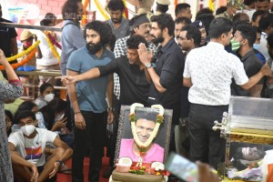 Crowds and Celebrities pay their last respects to Puneeth Rajkumar at the Kanteerava Stadium in Karnataka