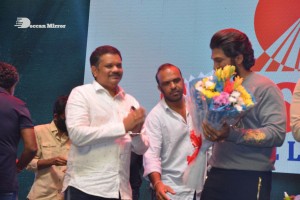 Pushpa Movie First Meet Pictures