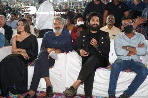 Pushpa Movie Pre-Release Event attended by Allu Arjun, Rashmika Mandanna, SS Rajamouli and others