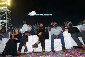 Pushpa Movie Pre-Release Event attended by Allu Arjun, Rashmika Mandanna, SS Rajamouli and others