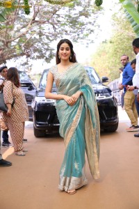 Ram Charan and Janhvi Kapoor’s movie launched by Chiranjeevi and Boney Kapoor