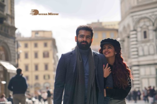 Pictures from filming of Telugu Movie Red starring Ram Pothineni and Malvika Sharma