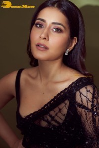 Raashi Khanna Picture Gallery 12