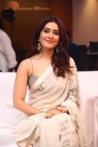 Raashi Khanna looking beautiful in a Saree at Three Roses OTT Show Event