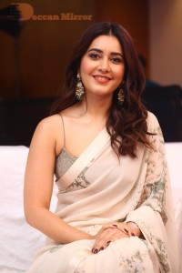 Raashi Khanna looking beautiful in a Saree at Three Roses OTT Show Event