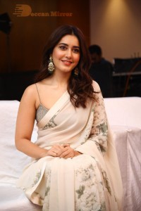Raashi Khanna looking beautiful in a Saree at Three Roses OTT Show Event