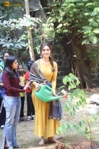 Actress Raashi Khanna celebrates her 34th Birthday with kids by planting trees in Mumbai