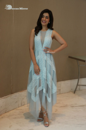 Telugu Actress Raashi Khanna photoshoot in a blue dress