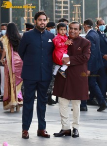 Aamir Khan, Salman Khan, Mukesh Ambani, Anil Ambani and other celebrities attend Anant Ambani’s girlfriend Radhika Merchant’s Arangetram