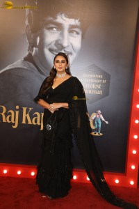 Raj Kapoor’s 100 Years Legacy Celebration attended by Karisma Kapoor, Kareena Kapoor, Saif Ali Khan, Rekha, Ranbir Kapoor, and Alia Bhatt